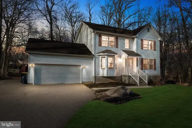 2218 Marsh Rd, Wilmington