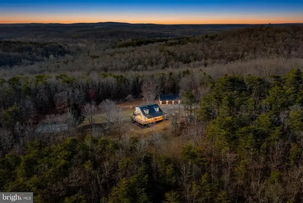 654 Soper Ln, BERKELEY SPRINGS