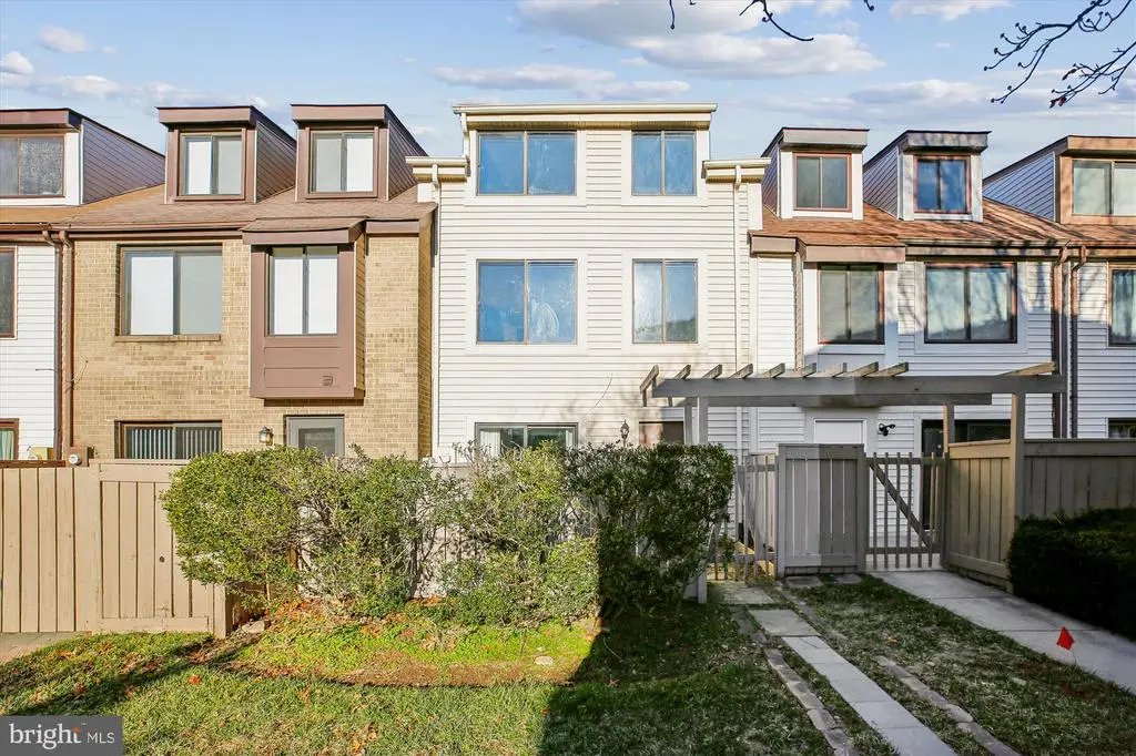 10012 Forest View Pl, Montgomery Village