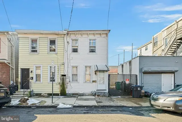 2 Lower Oak St, Wilmington