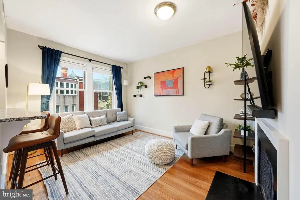 18 9th St Ne #305, WASHINGTON