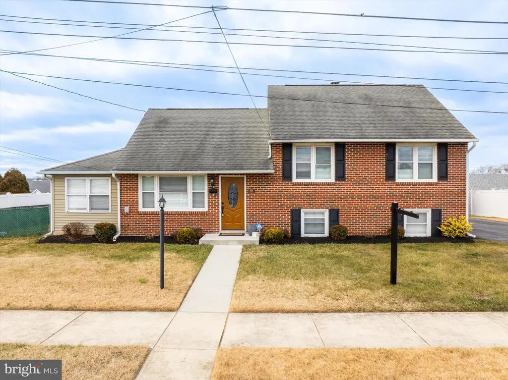 105 W Keystone Ave, Wilmington