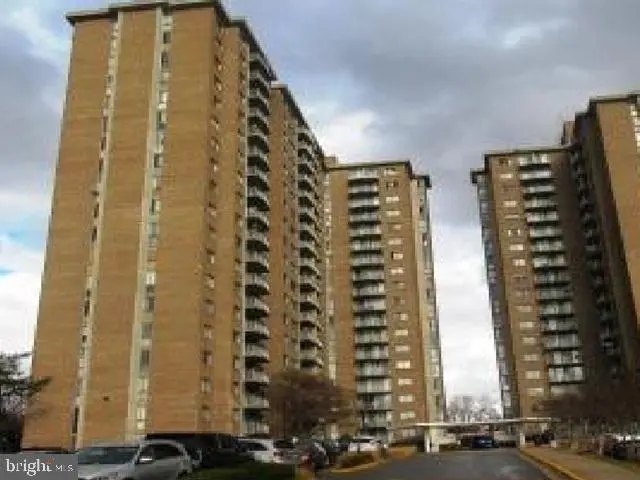 1836 Metzerott Rd #708, Hyattsville