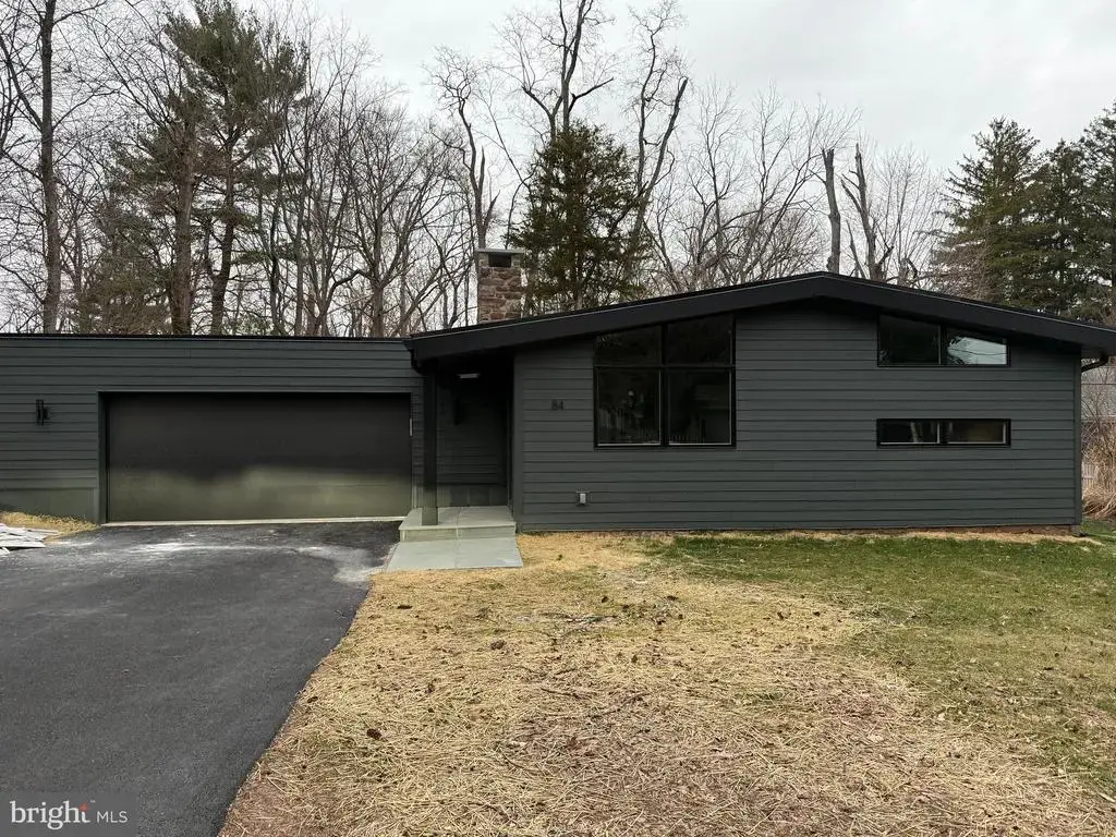 84 Buttonwood St, NEW HOPE