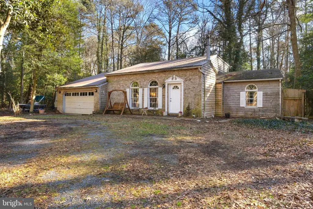 13640 Collins Pond Rd E, Georgetown