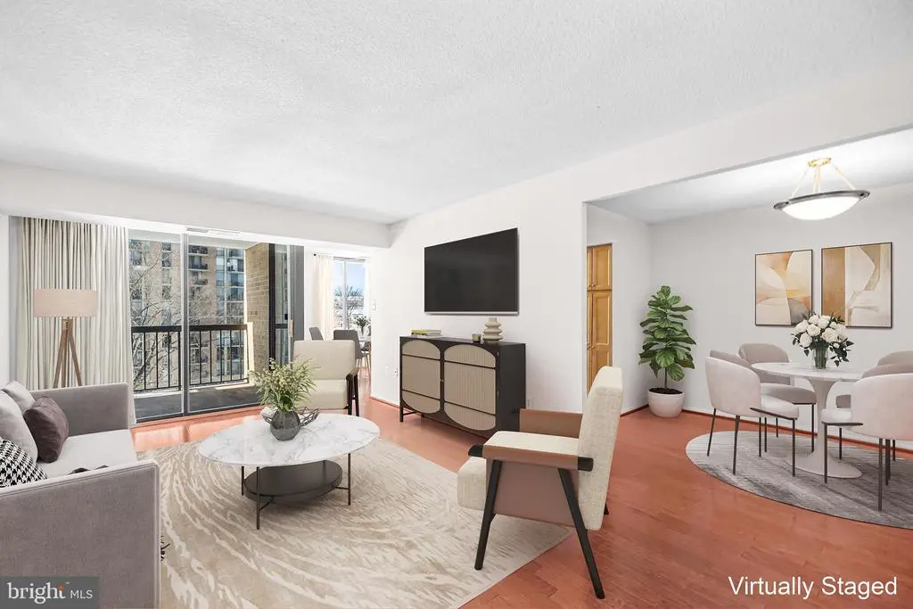 4500 S Four Mile Run Dr #505, ARLINGTON