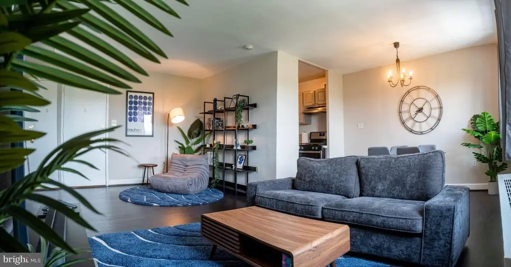 1300 S Arlington Ridge Rd #705, ARLINGTON