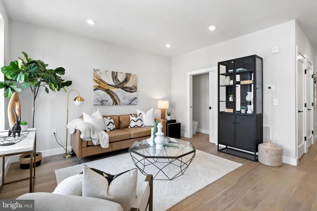 1208 M St Nw #61, WASHINGTON