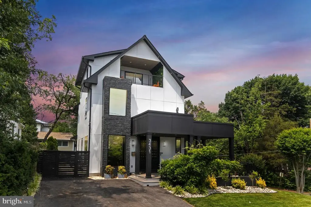 3431 14th St N, ARLINGTON