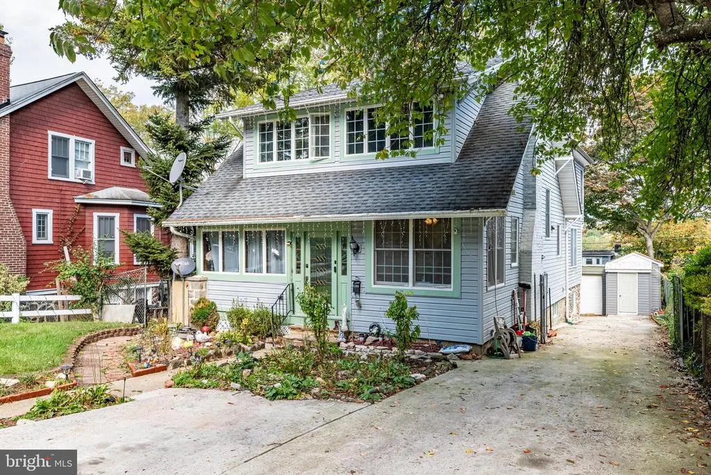 2404 Poplar Dr, Baltimore