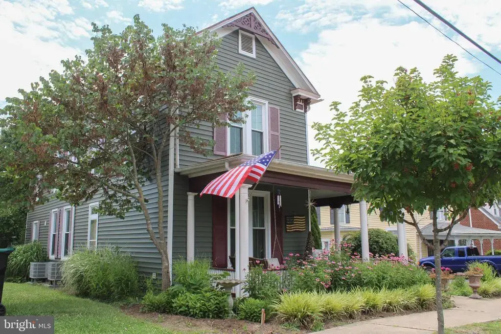 207 S Muhlenberg St, WOODSTOCK