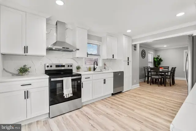 10530 Scaggsville Rd, Laurel