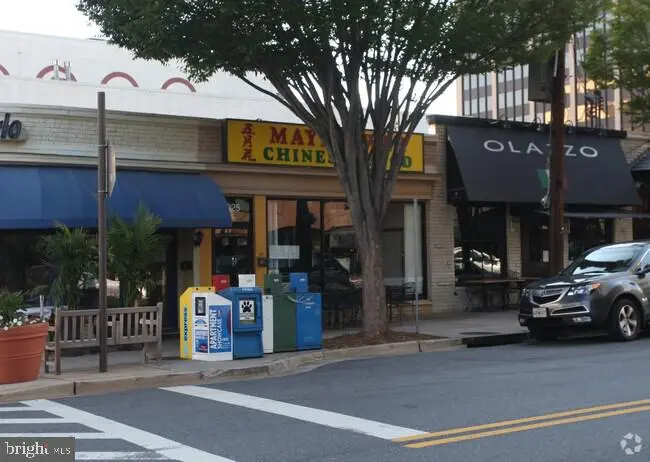 7925 Norfolk Ave, BETHESDA