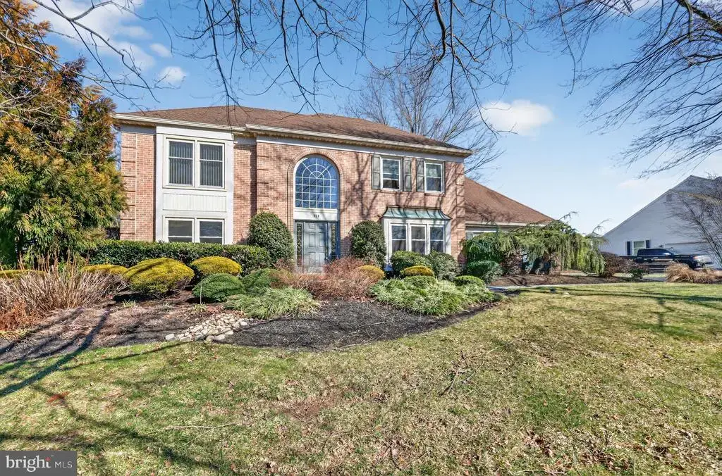 680 Long Acre Ln, YARDLEY
