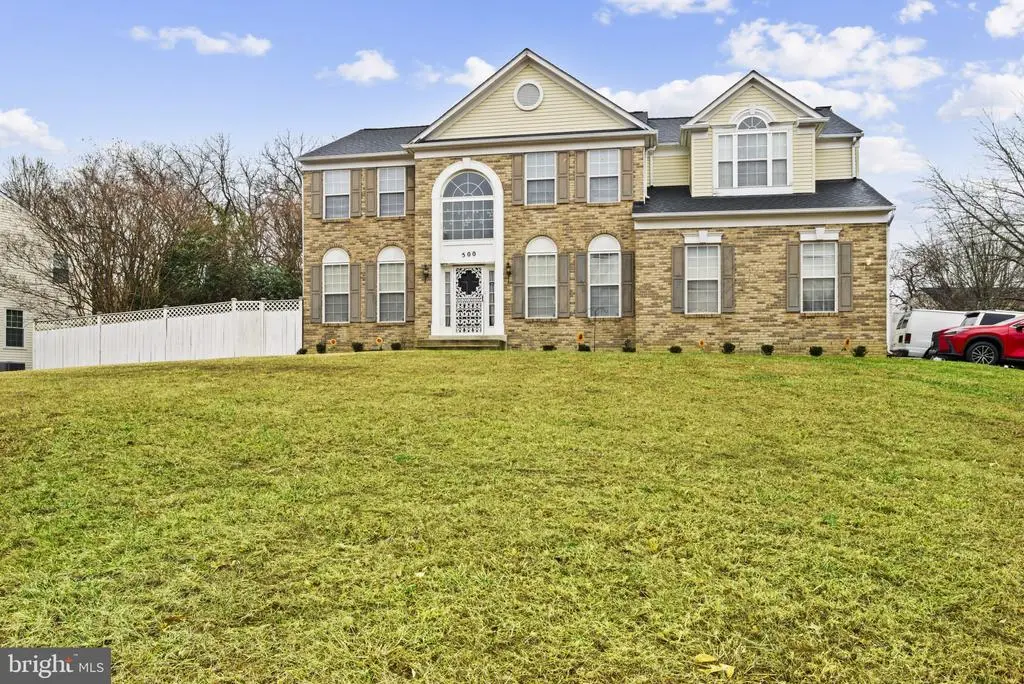 500 Treehouse Ct, Fort Washington