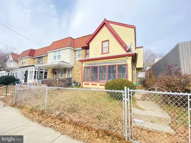 2011 N West St, Wilmington