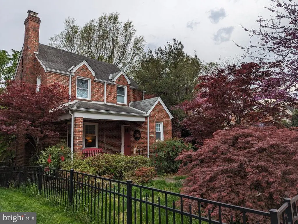 4428 Butterworth Pl Nw, WASHINGTON