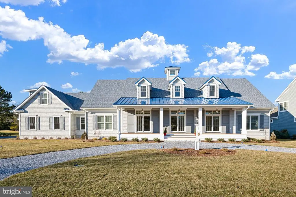 403 Canal Way E, Bethany Beach