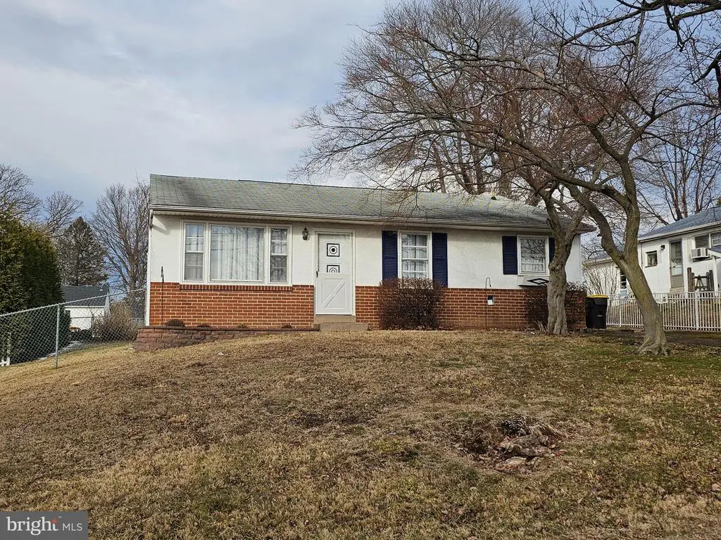 312 Laurel Ave, HORSHAM