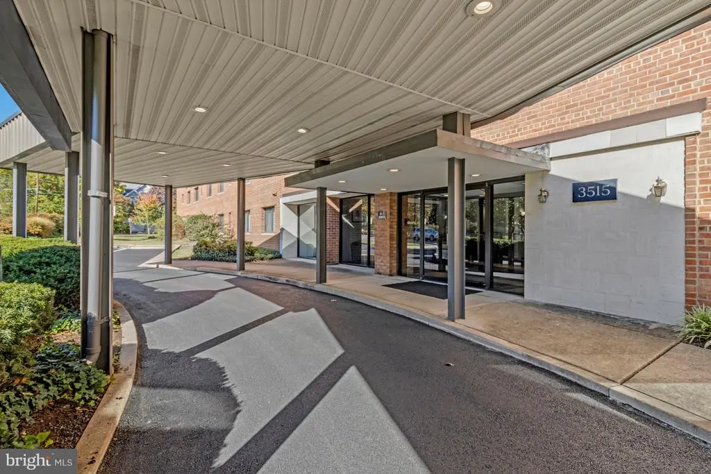 3515 Washington Blvd #207, ARLINGTON