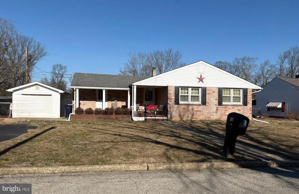 15 Beck Dr, BRIDGETON