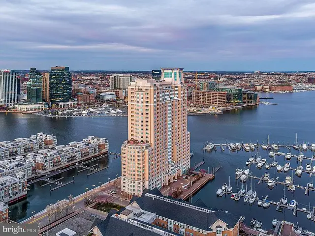 100 Harborview Dr #306, Baltimore