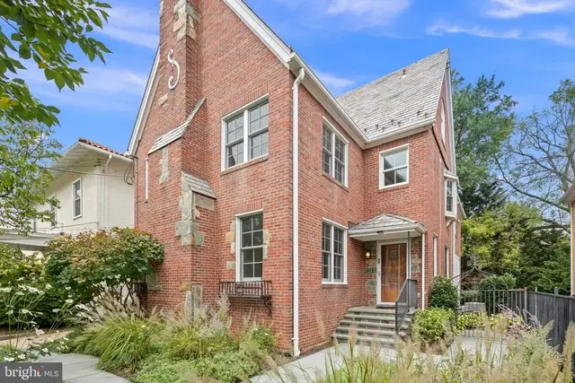 4135 Yuma St Nw, Washington