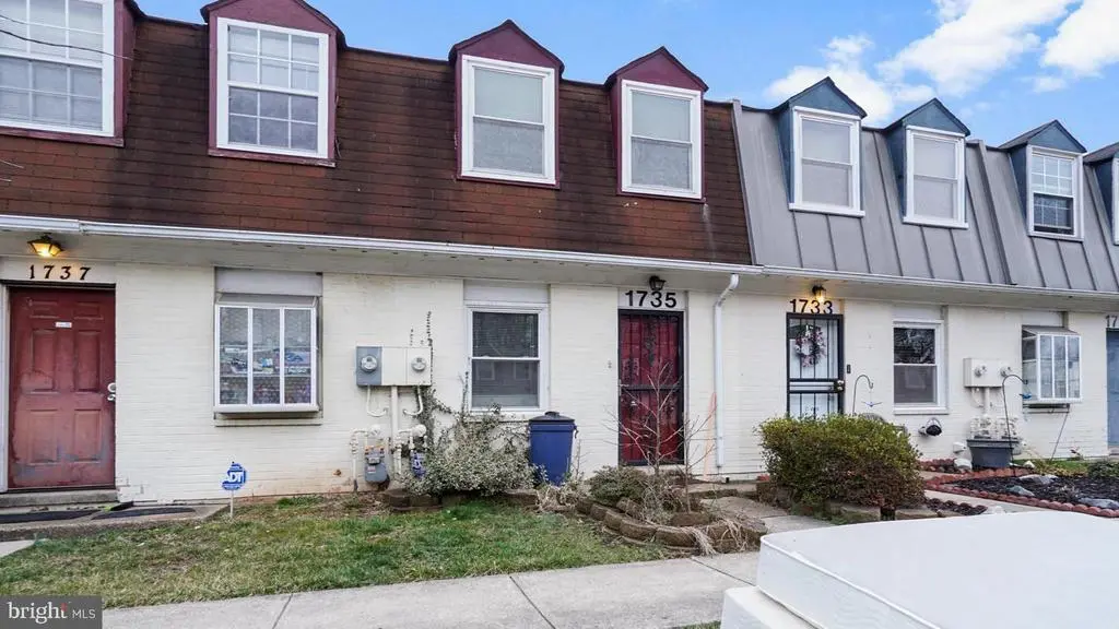 1735 Village Green Dr #z-44, Landover