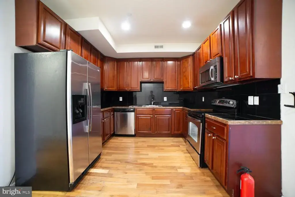 1830 N 16th St #2, PHILADELPHIA