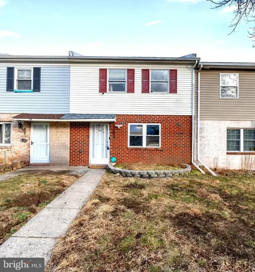 107 S Linda Ct, RICHLANDTOWN