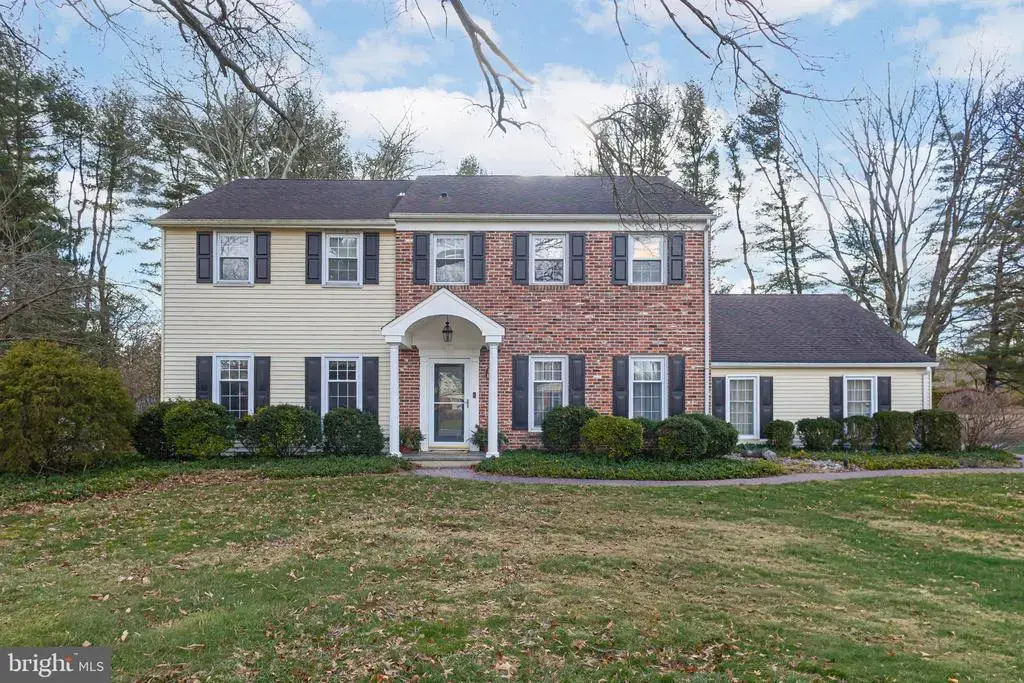 10 Bailey Dr, WASHINGTON CROSSING