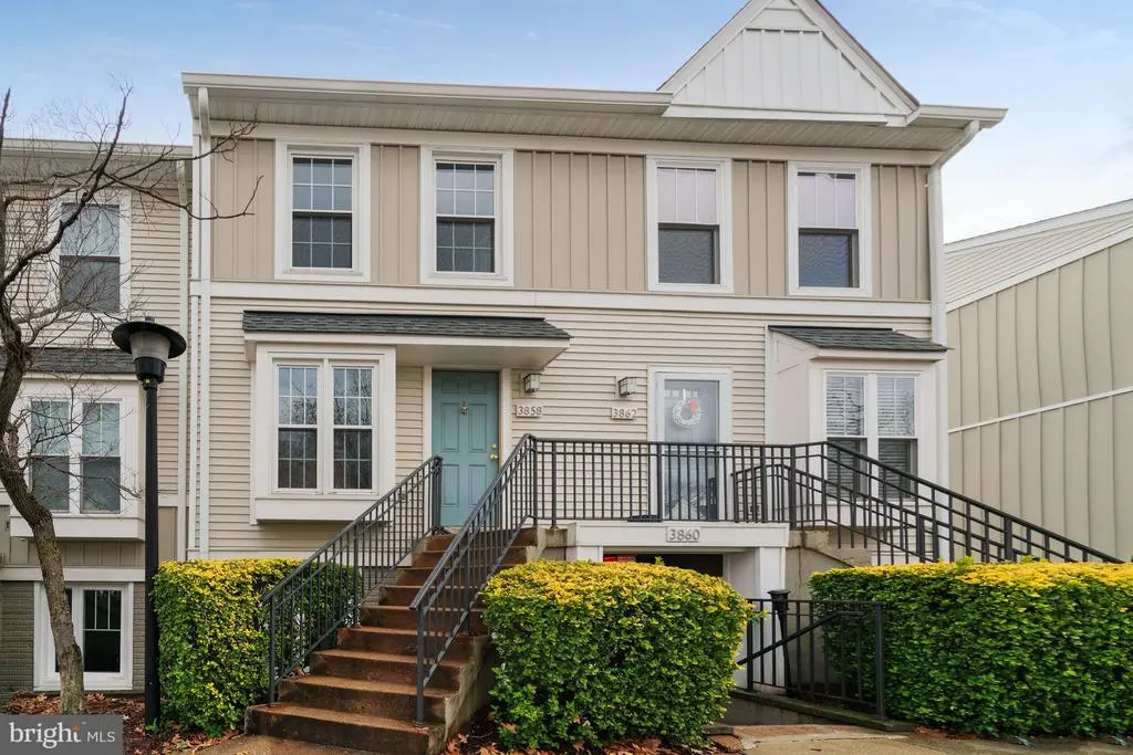 3858 9th Rd S, ARLINGTON