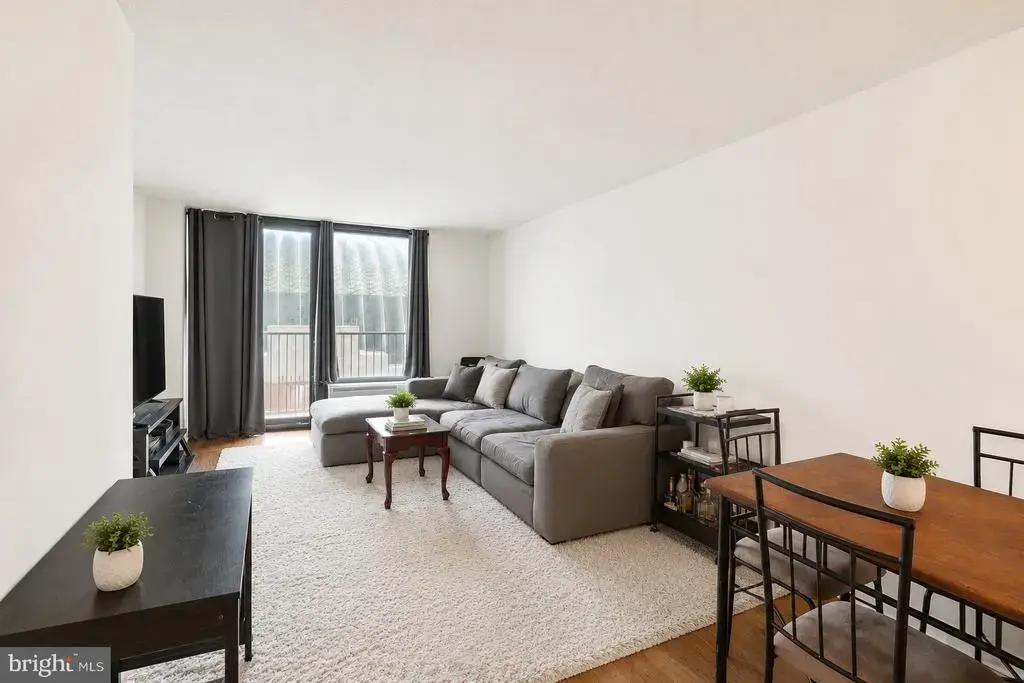 1420 Locust St #8o, PHILADELPHIA