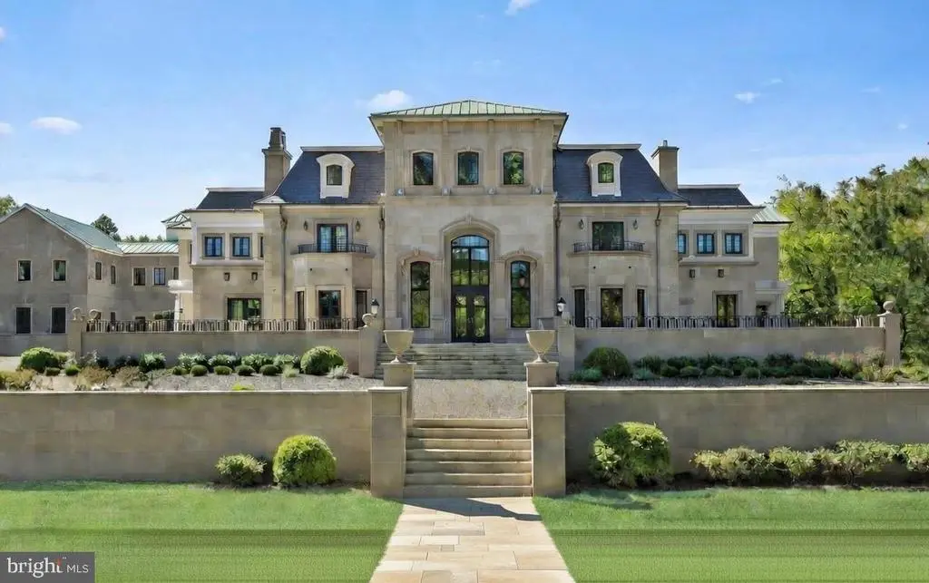 2801 Riverton, MOORESTOWN