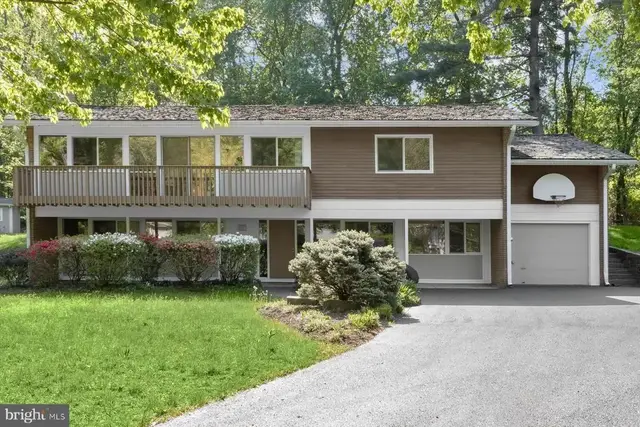 8210 Stone Trail Dr, Bethesda