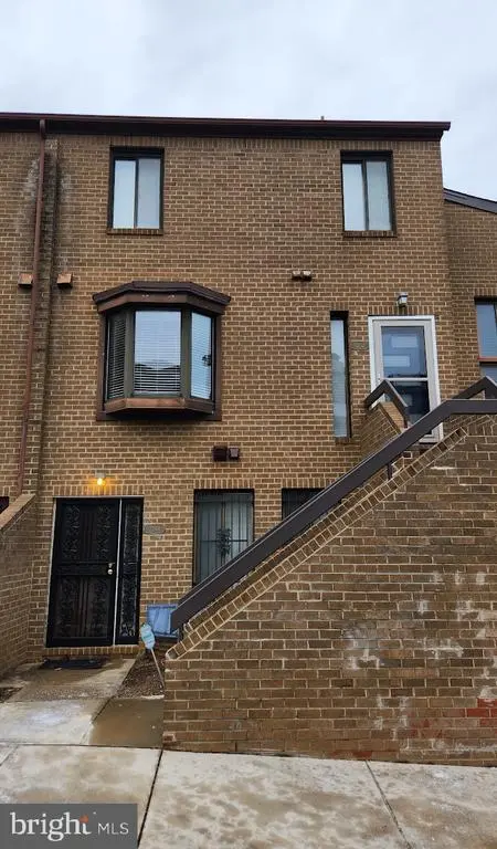 3202 Banneker Dr Ne #3202, WASHINGTON