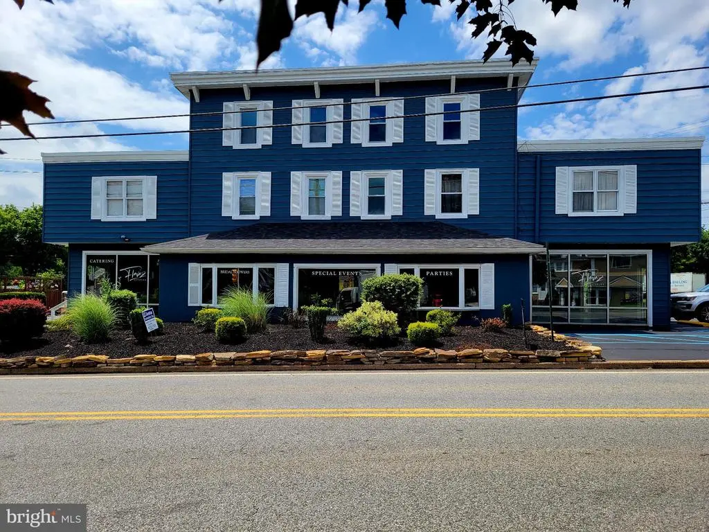 25 E Bridge St #3, COLLEGEVILLE