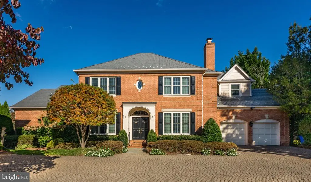 18 Beman Woods Ct, POTOMAC