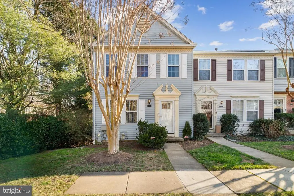 1205 N Farley Ct N, Arnold