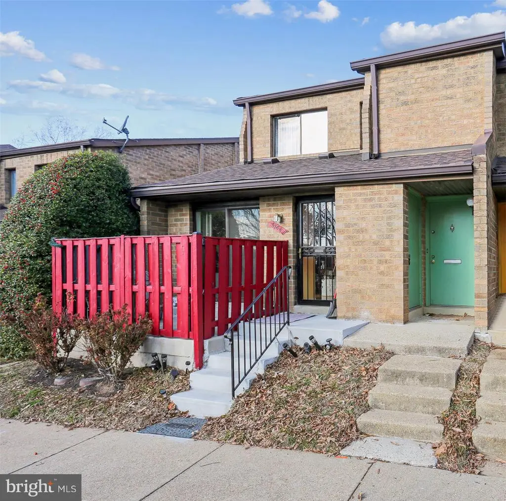 3166 Berry Rd Ne #27, WASHINGTON