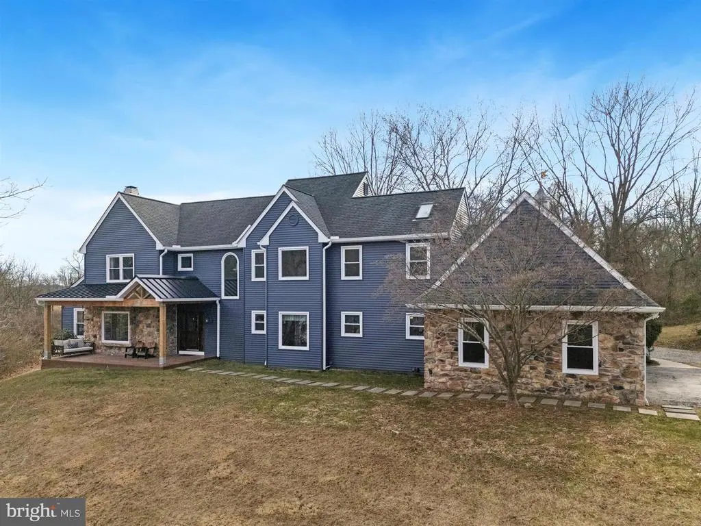 204 Nottingham Dr, SPRING CITY