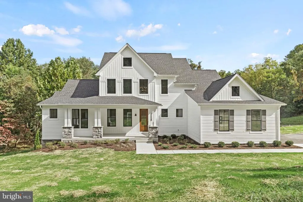 640 Grim Rd, Stephens City