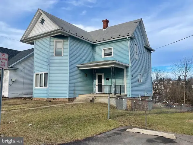 164 E College Ave, Frostburg