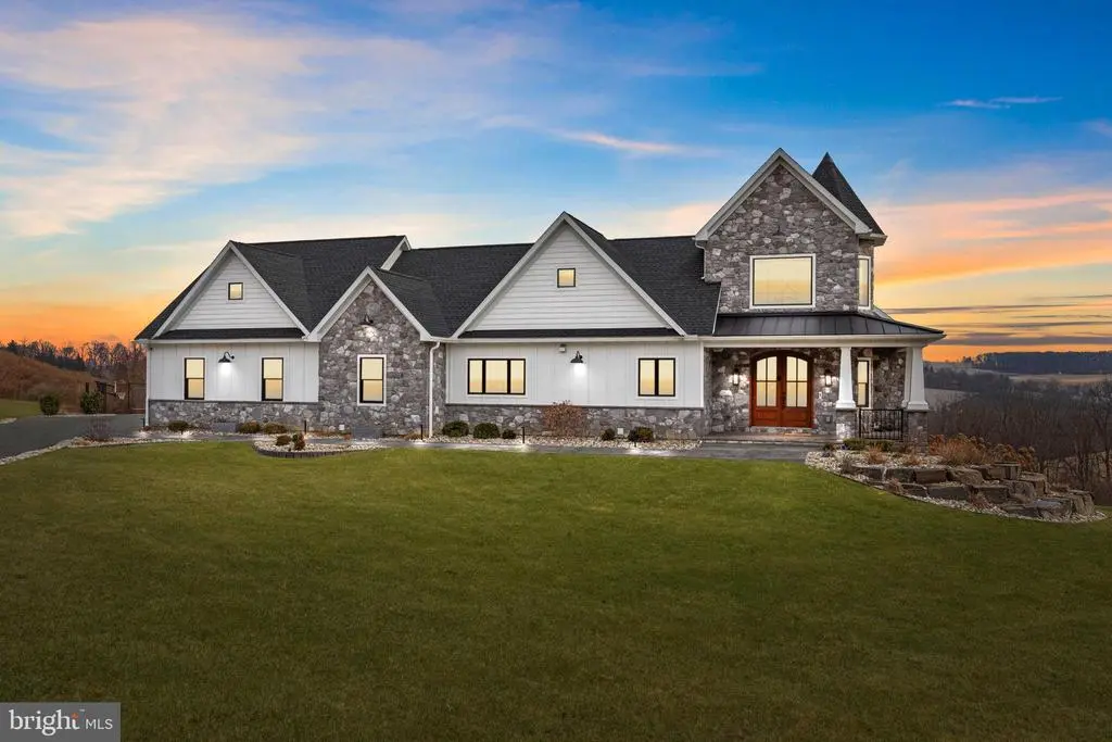 176 Fenstermaker Rd, KUTZTOWN