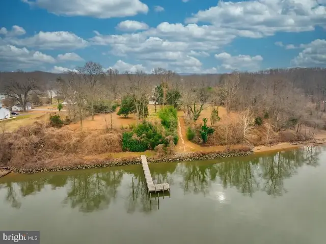 72 Poplar Ln, Indian Head