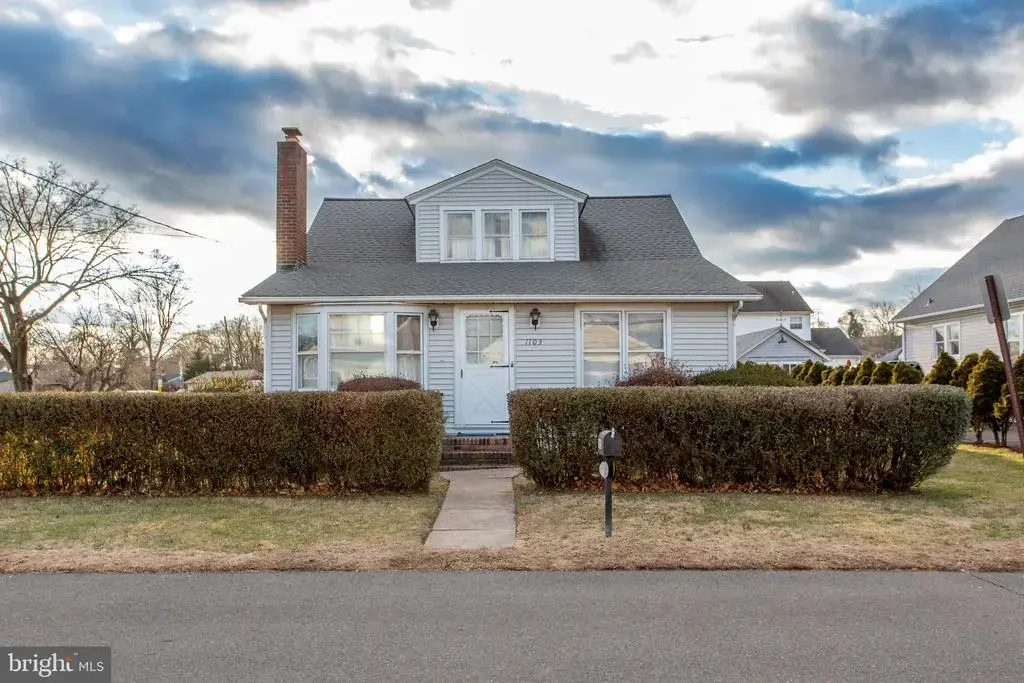 1103 Edgely Ave, TULLYTOWN