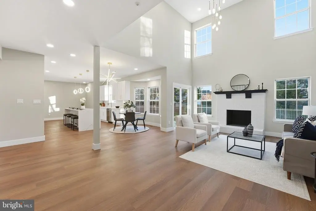 1803 Aragona Blvd, Fort Washington