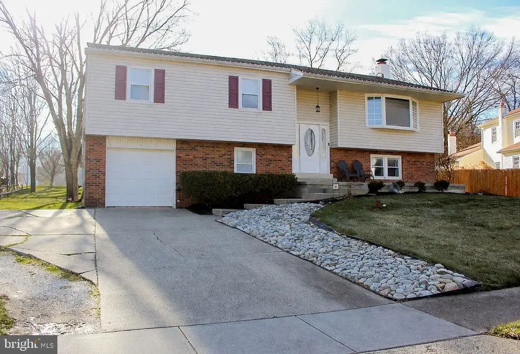 227 Hyde Park Pl, YARDLEY