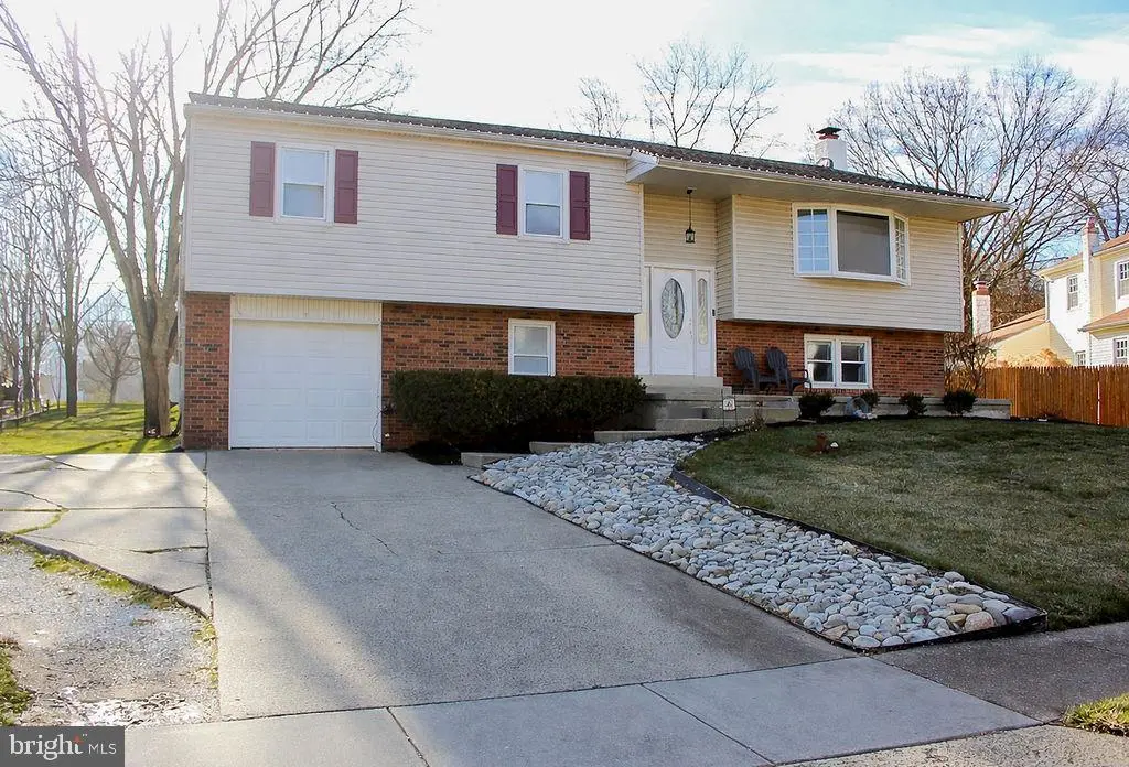 227 Hyde Park Pl, YARDLEY