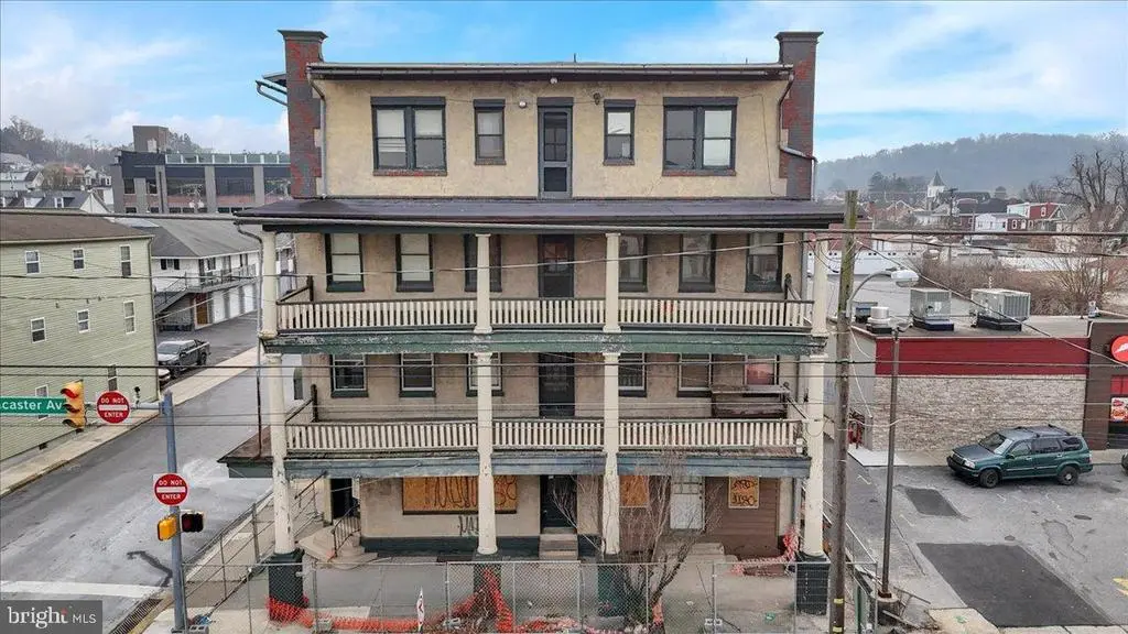 200 W Lancaster Ave, READING